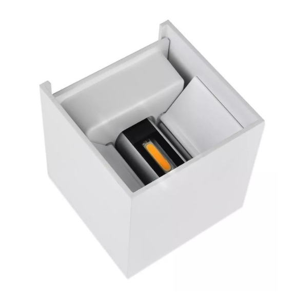 Aplique LED Cuadrado Exterior Ip54 Blanco 5W Calido 3000K Modelo Shaula