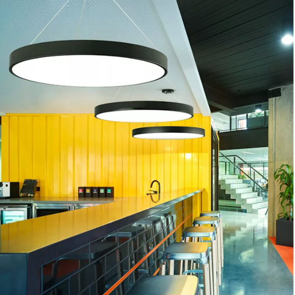 Lampara LED Moderna Colgante 36W 600Mm Negra 6000K Modelo Redonda Cerrada Svetla